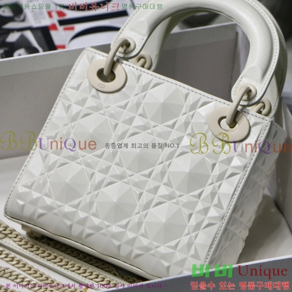 #��� ���̾Ƹ�� ���̹� M6003-700