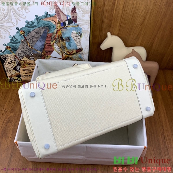 #�����޽� ĵ���� ī�� ��Ų�� 35 HE412578-2