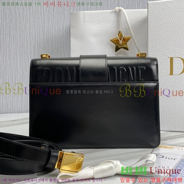 #��� 30 �����ι� M9203-107