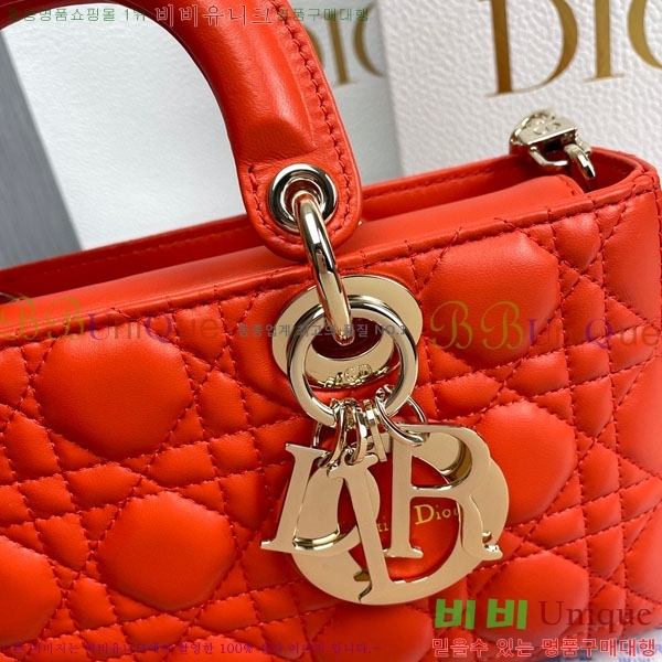 #��� ���̵� �� ���̹� M0540-203