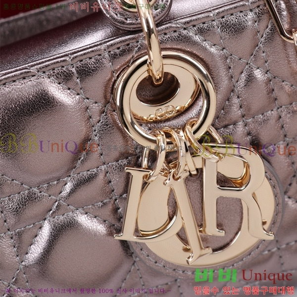 #��� ���̵� �� ���̹� ����ũ�� M05402-102