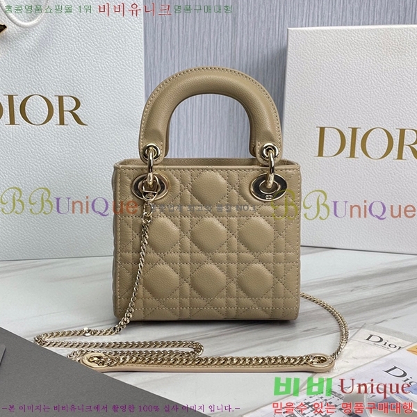 #��� ���̵�� �̴� ĳ��� 18800-1-44