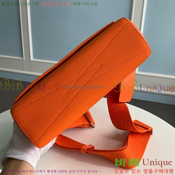 #���̺��� ����ũ���� �޽��� M21363-103