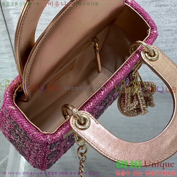 #��� ���̵�� �̴� M050566-300