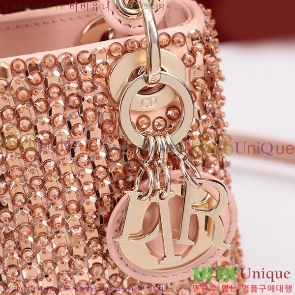 #��� ���̵�� ����ũ�� M0856801-101