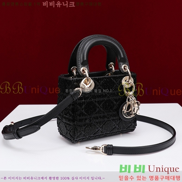 #��� ���̵�� ����ũ�� M085658-100