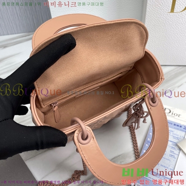 #��� ���̵�� �̴� ĳ��� 18800-1-51