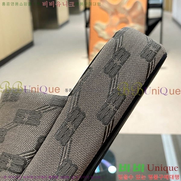 ���� �߷��þư� �� ���� 21BL245938-8