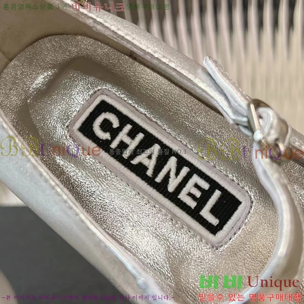 ���� �޸����� �÷����� 27CH2452466-509-1