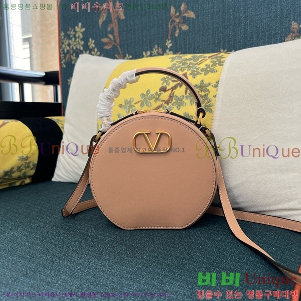 #�߷�Ƽ�� �ñ״�ó V�ΰ� ���� �̴� ũ�ν��� 4W2P0AC2-101