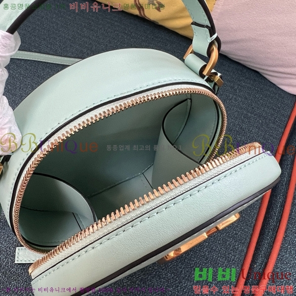 #�߷�Ƽ�� �ñ״�ó V�ΰ� ���� �̴� ũ�ν��� 4W2P0AC2-105