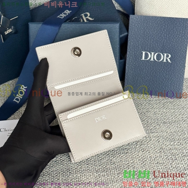 #��� ����Ͻ� ī�� Ȧ�� 2ESCH136-201