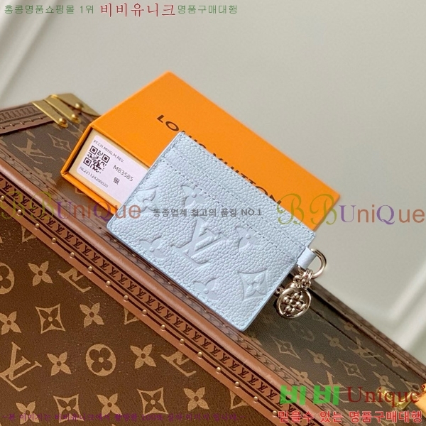 #���̺��� �� ī�� ���� Ȧ�� M83585-101