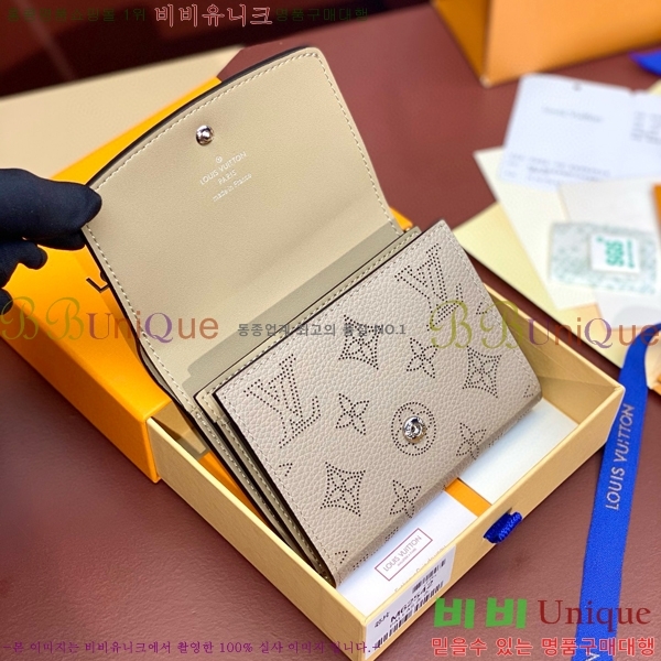 #���̺��� ���̸��� ����Ʈ ���� M62542-101