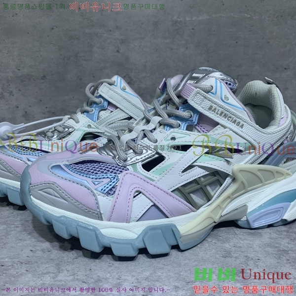 �߷��þư� Track 4.0 ����Ŀ�� 49BL2411-1443-10