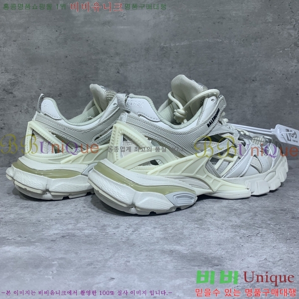 �߷��þư� Track 4.0 ����Ŀ�� 49BL2411-1443-16