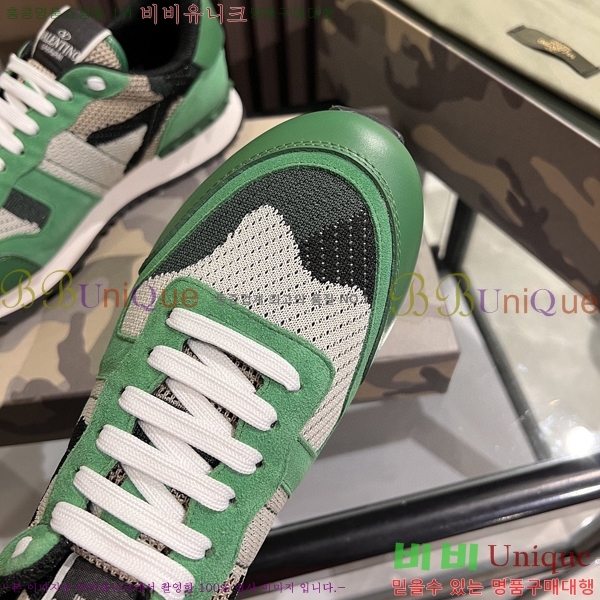 ���� �߷�Ƽ�� ����Ŀ�� VT4561244-18