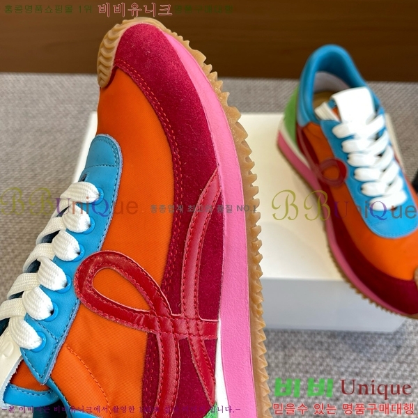 ���� �ο��� ����Ŀ�� 29LW249306-17