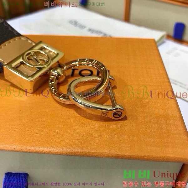 ���̺��� ŰȦ�� M0910974-1