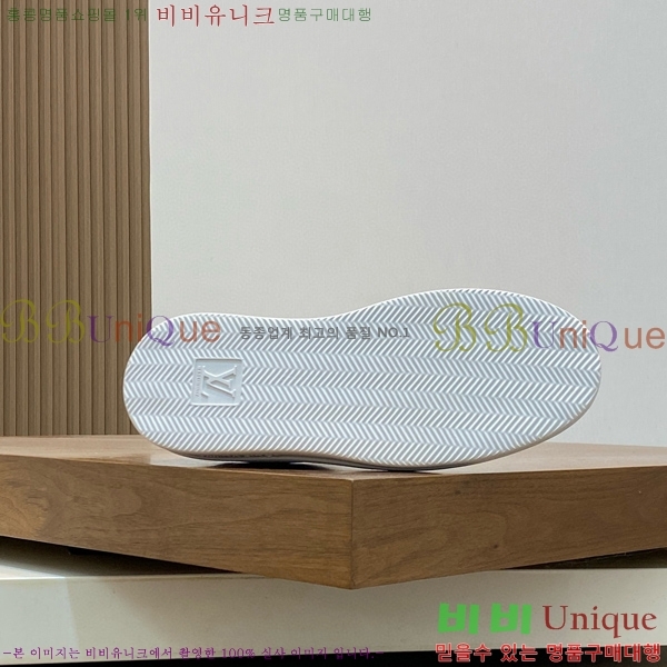 ���� ���̺��� ����Ŀ�� LV47770456-4