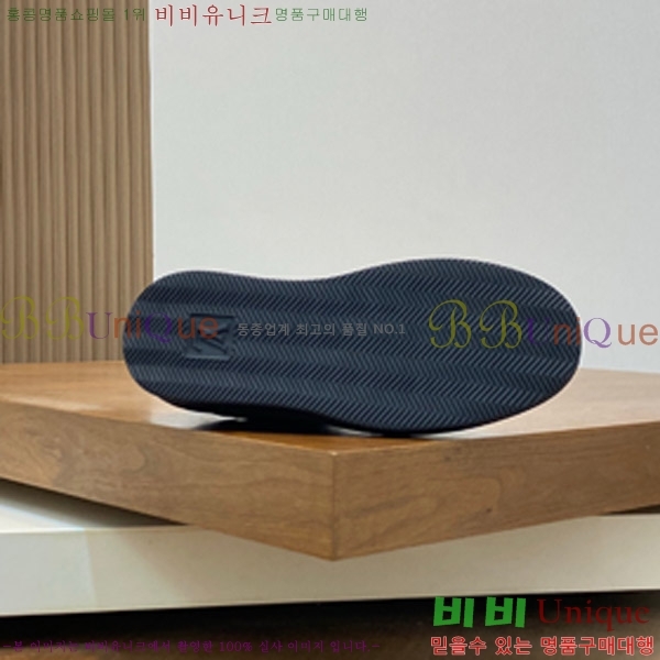 ���� ���̺��� ����Ŀ�� 42LV47521415-2