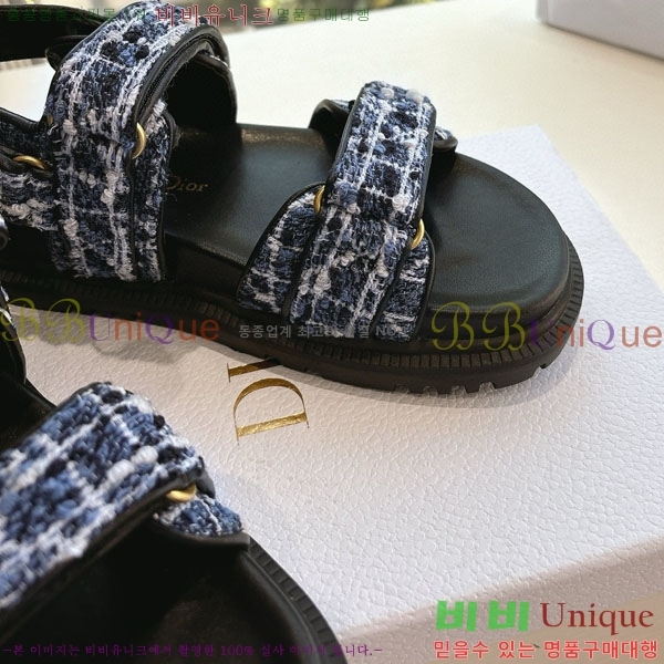 ���� ��� ��� ���� D2466049-2