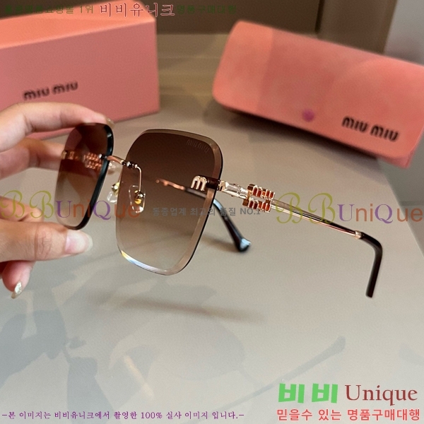 �̿�̿� ���۶� M2456589-1