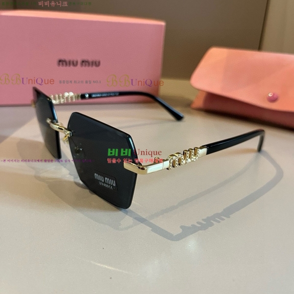 �̿�̿� ���۶� M2456582-2