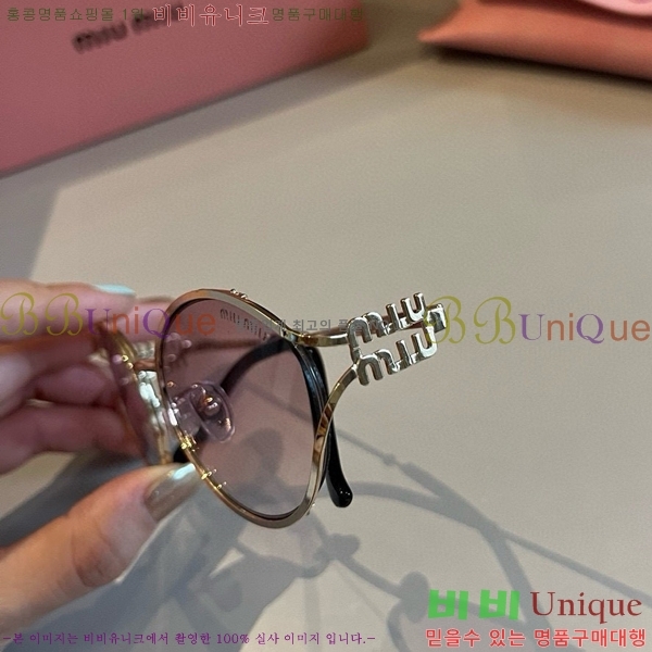 �̿�̿� ���۶� M2456579-5