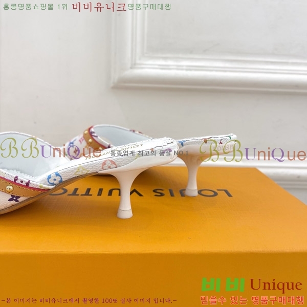 ���̺��� LV x TM 6AM �� 32LV575141-1 ��5.5cm