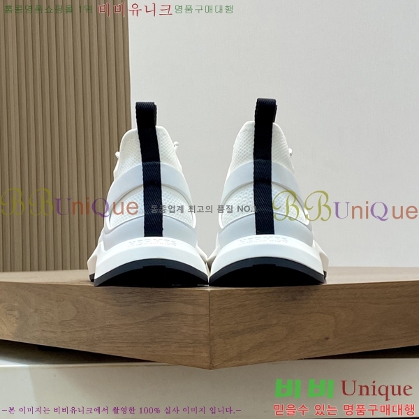 ���� �����޽� ����Ŀ�� HR599093-2