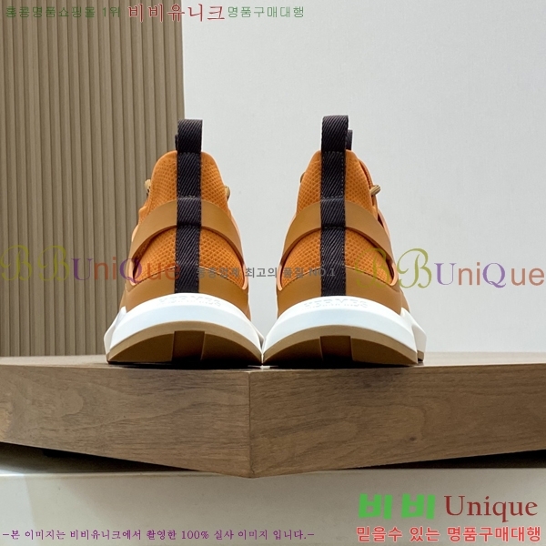 ���� �����޽� ����Ŀ�� HR599093-5