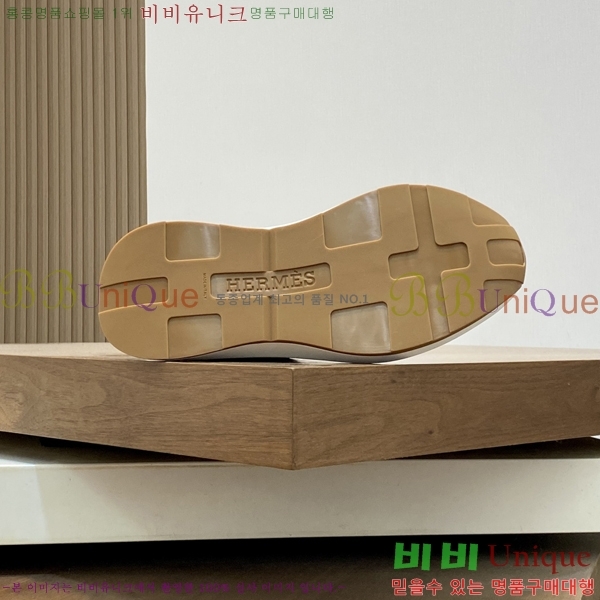 ���� �����޽� ����Ŀ�� HR599093-5