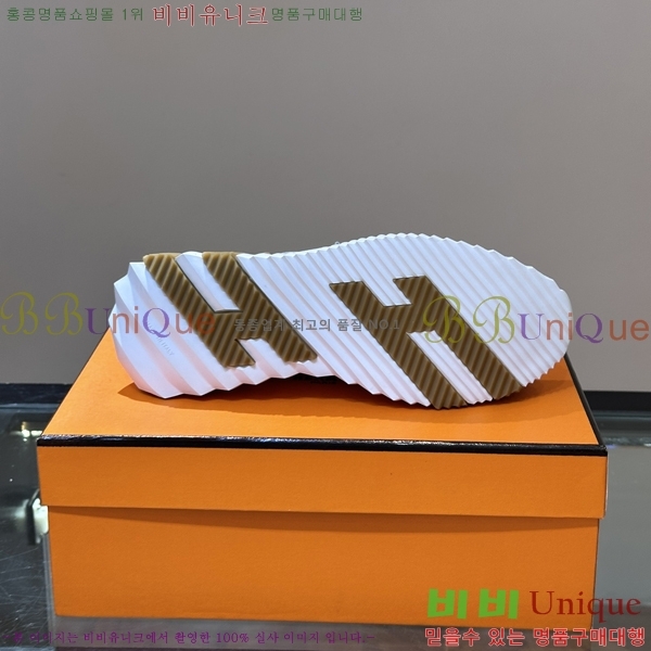 ���� �����޽� ����Ŀ�� HR599085-1