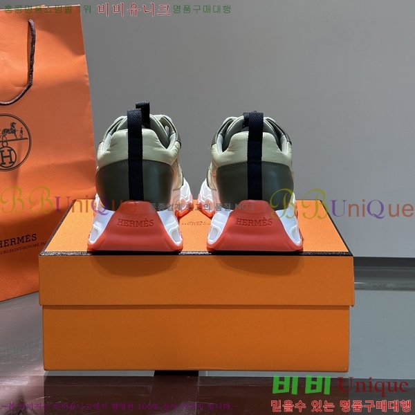 ���� �����޽� ����Ŀ�� HR599084-2