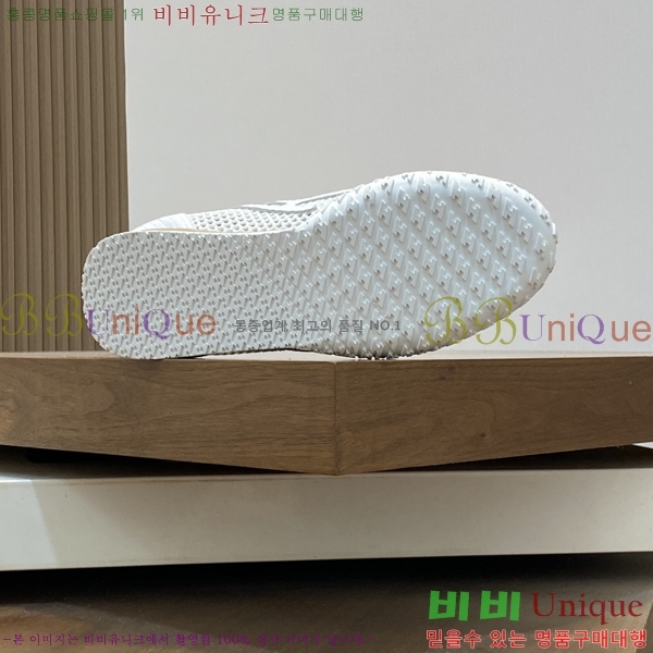 ���� �����޽� ����Ŀ�� HR599103-3