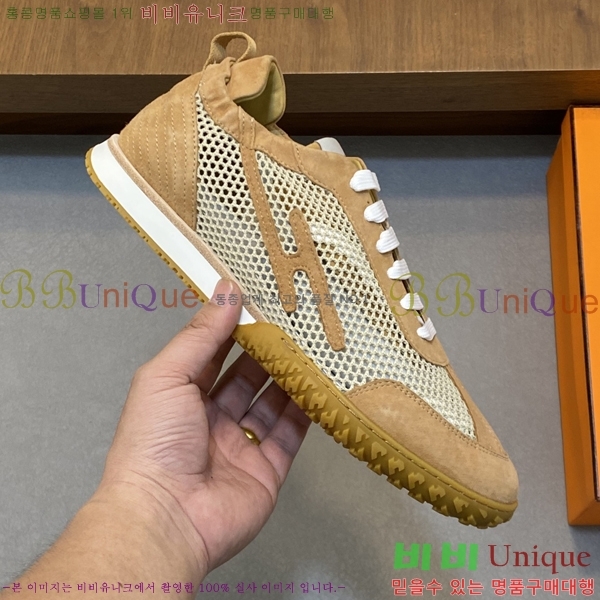 ���� �����޽� ����Ŀ�� HR599103-2