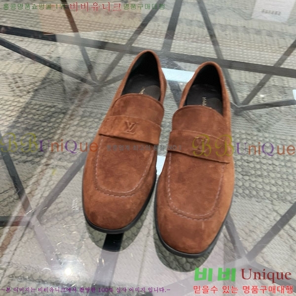  ̺  LR559062-4