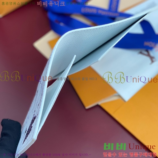 #���̺��� �н���Ʈ Ŀ�� M14877-101