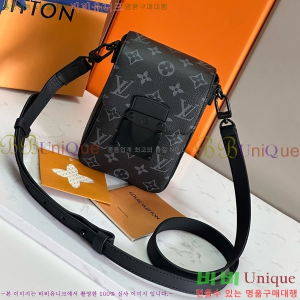 ̺ S Ƽ   M81522-1