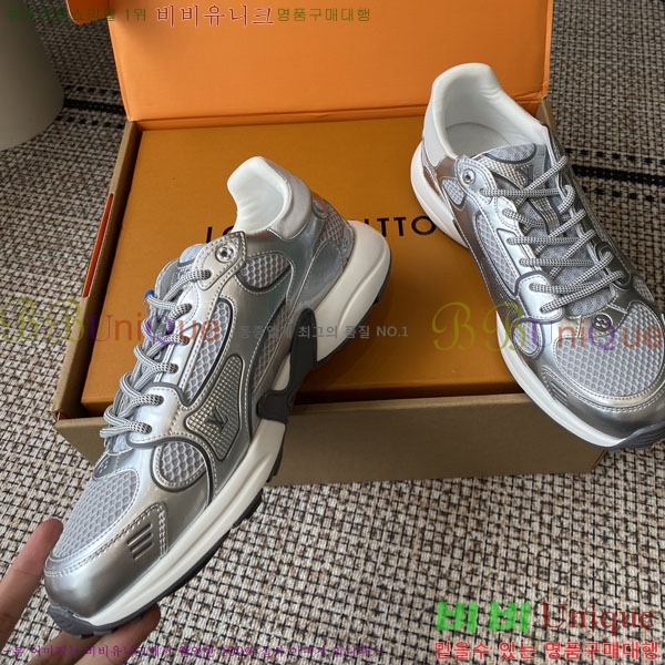  ̺ OLYMPIAĿ L759903-4