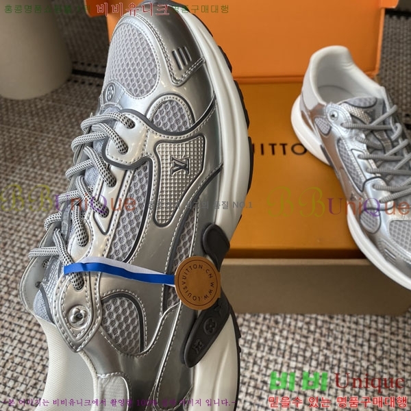  ̺ OLYMPIAĿ L759903-4