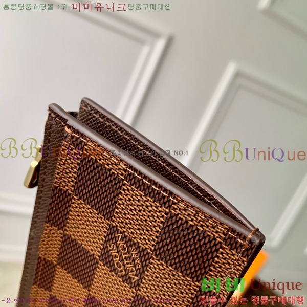 #���̺��� ���� ī�� Ȧ�� M64038-202