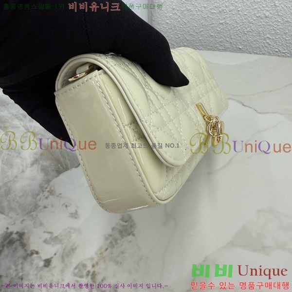 #��� ũ�ν��� ���� �� �޴��� �Ŀ�ġ �̴Ϲ� S0977-102