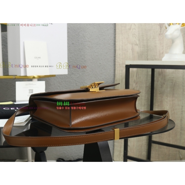 #������ Ŭ���� �ڽ��� �̵� 24������ CE164173-1300