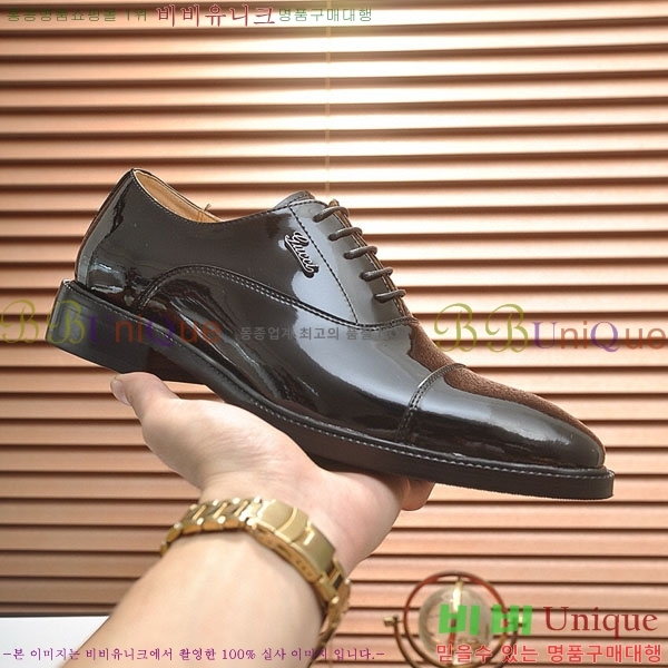 ���� ���� ���� G07777821