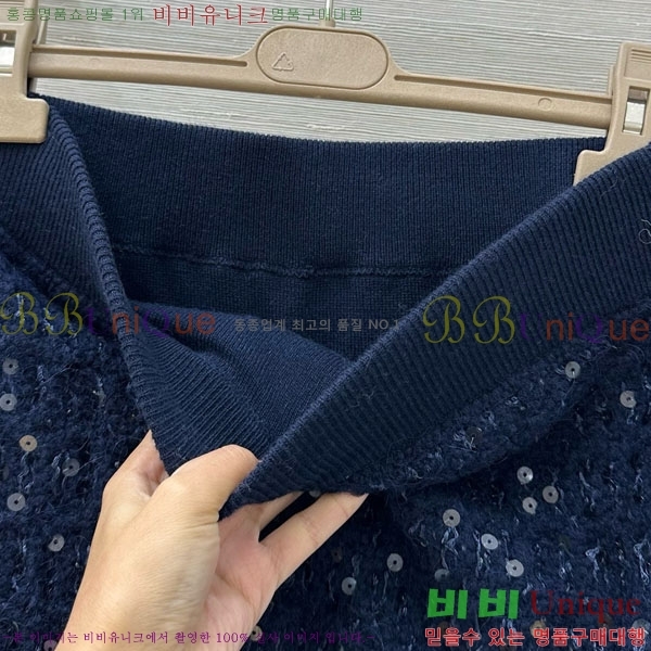 ���� ���ڷ� ��ġ�ڸ� ��ĿƮ BC2334011-9