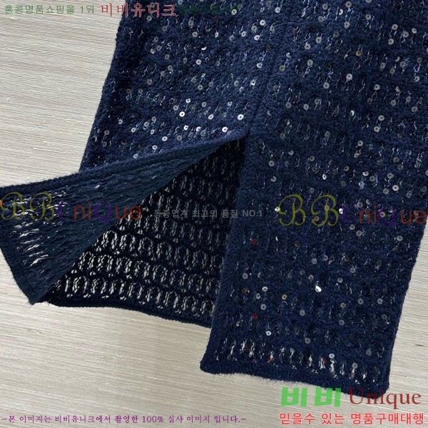 ���� ���ڷ� ��ġ�ڸ� ��ĿƮ BC2334011-9