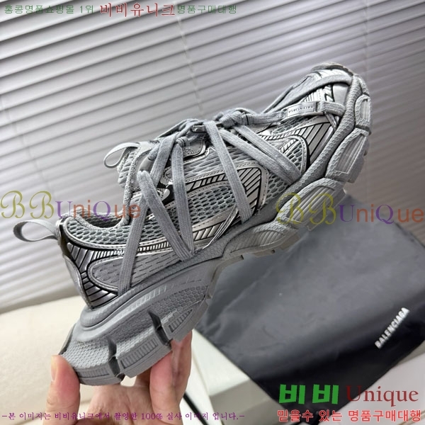 �߷��þư� 3XL Ʈ���̳� ����Ŀ�� BLA356601-6