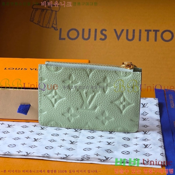 #���̺��� ī������ �ι� ī�� Ȧ�� M25702-101